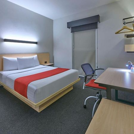 City Express By Marriott Ciudad De Mexico Plaza Central Екстер'єр фото