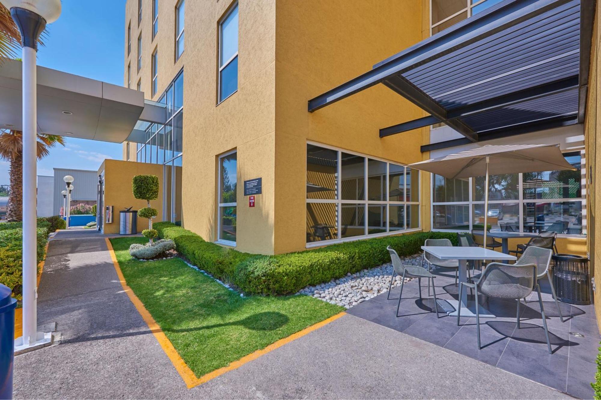 City Express By Marriott Ciudad De Mexico Plaza Central Екстер'єр фото